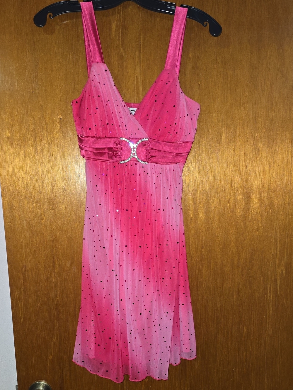 Taboo Pink Ombre Sleeveless V-Neck Dress with Rhinestone Buckle